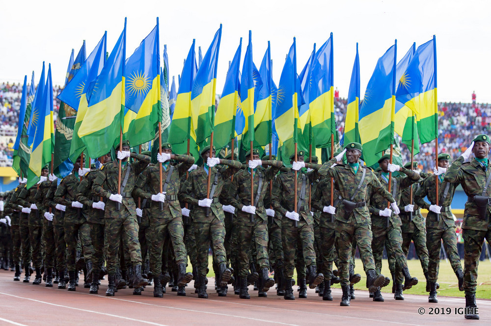 Kwibohoza 2019, Ibendera ryasamuwe n'ibyubahiro byinshi