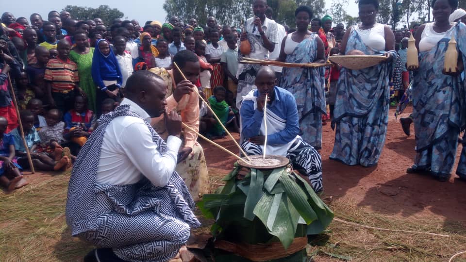 Yaratabarutse Ariko Adusigiye Impanuro K’umuco-nyarwanda!